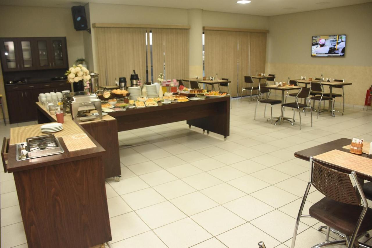 Larison Hoteis - Ji-Parana Bagian luar foto